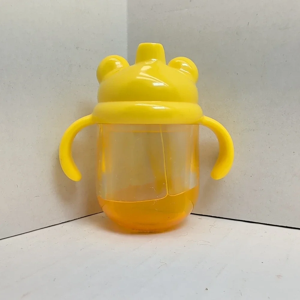 Magic Disappearing Milk and Juice Toy Bottles Set of 4 Doll Accessories Bear Cup